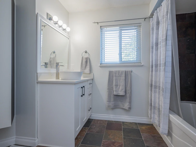 2136 Winston Court, Langley, BC, V2Y 1H5 - 28