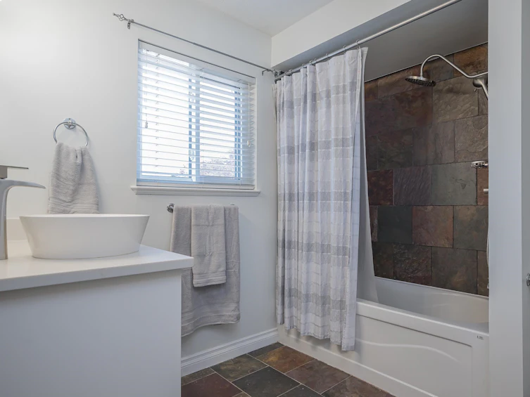 2136 Winston Court, Langley, BC, V2Y 1H5 - 29