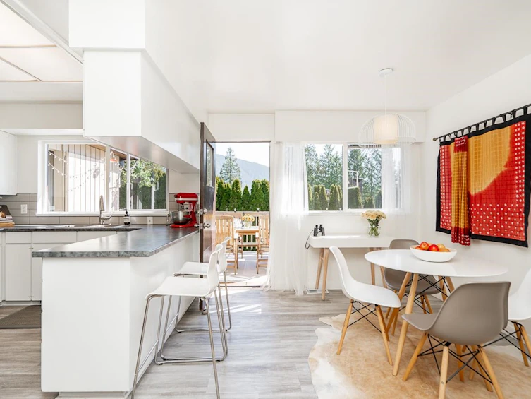 570 Barnham Road, West Vancouver, BC, V7S 1T5 - 13