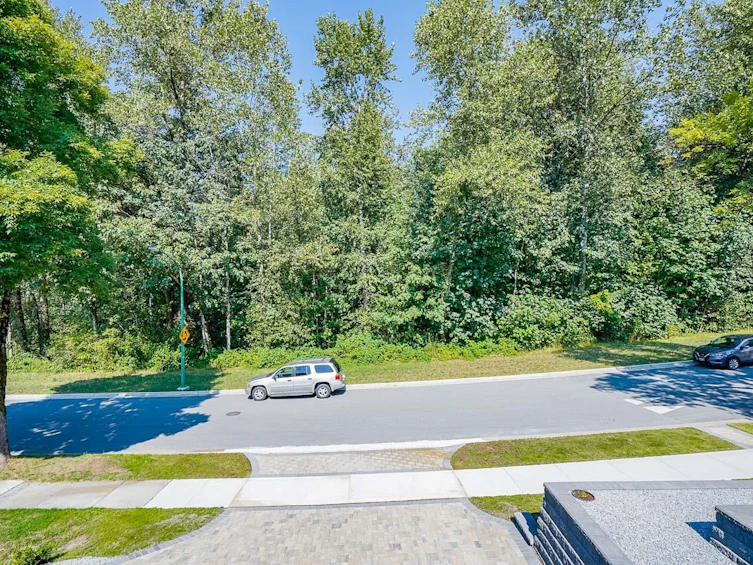 8230 Lakefield Drive, Burnaby, BC, V5E 4G7 - 22