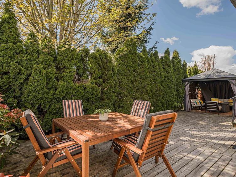 8213 211 Street, Langley, BC, V2Y 0E4 - 2