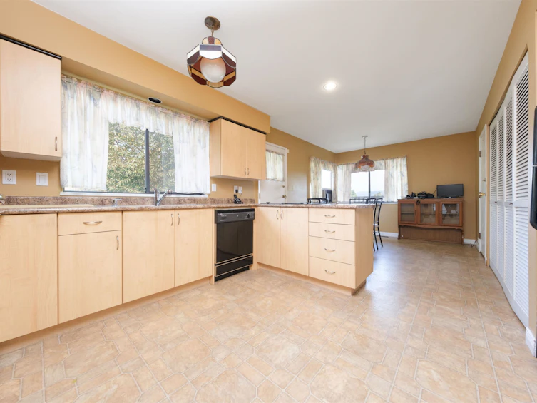 7645 Berkley Street, Burnaby, BC, V5E 4A8 - 12