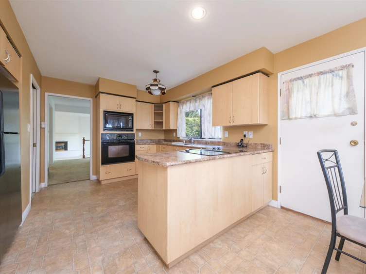 7645 Berkley Street, Burnaby, BC, V5E 4A8 - 13