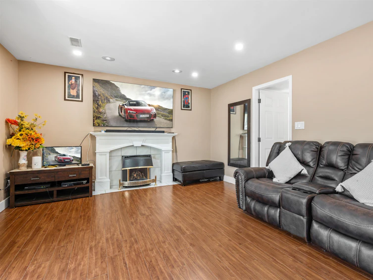 32286 Clinton Avenue, Abbotsford, BC, V2T 5B6 - 7