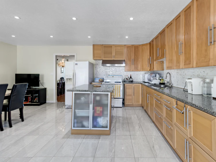 1274 Johnson Street, Coquitlam, BC, V3B 4T4 - 14
