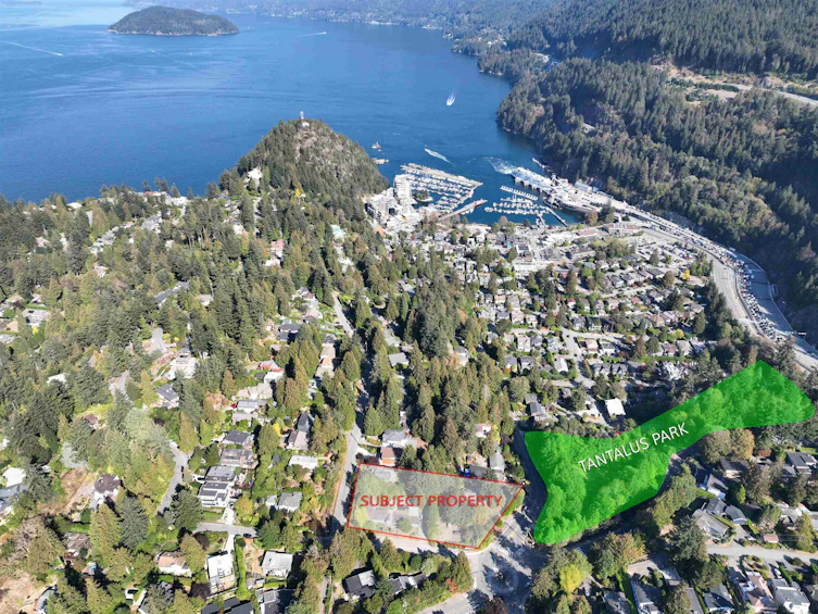 6403 Nelson Avenue, West Vancouver, BC, V7W 2A2 - 10