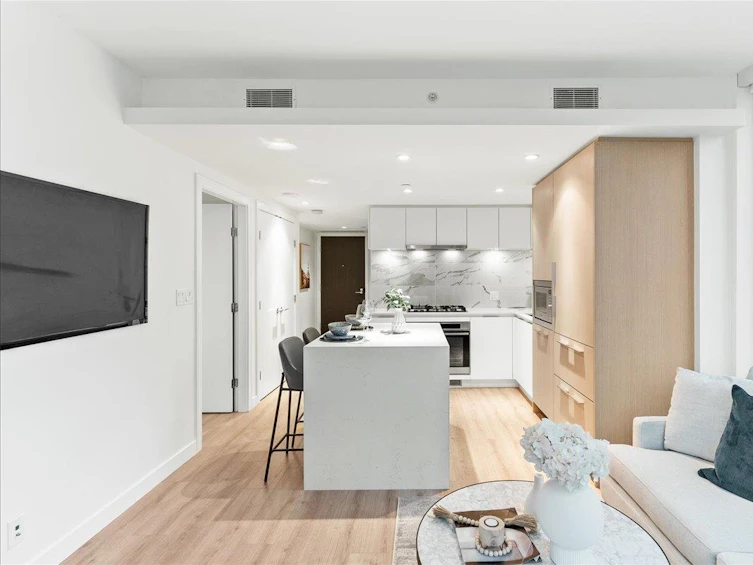 1902-1500 Fern Street, North Vancouver, BC, V7J 1H6 - 4