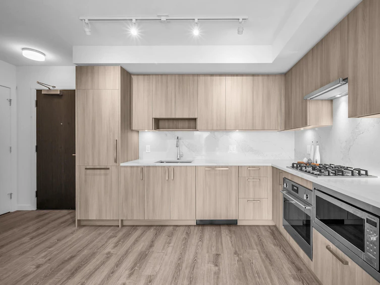 511-13350 Central, Surrey, BC, V3T 0S1 - 4