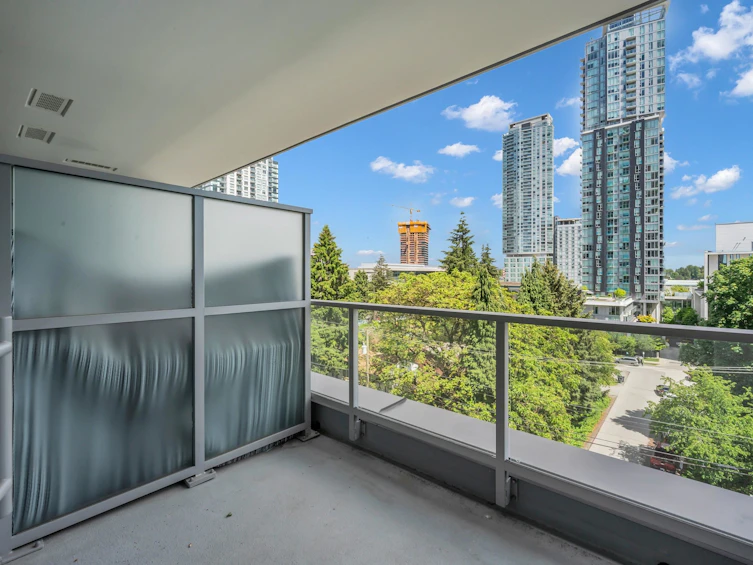 511-13350 Central, Surrey, BC, V3T 0S1 - 11