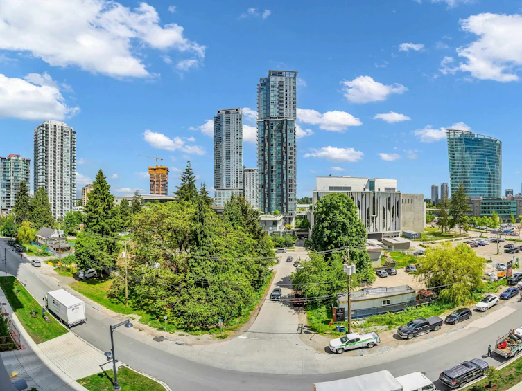 511-13350 Central, Surrey, BC, V3T 0S1 - 12