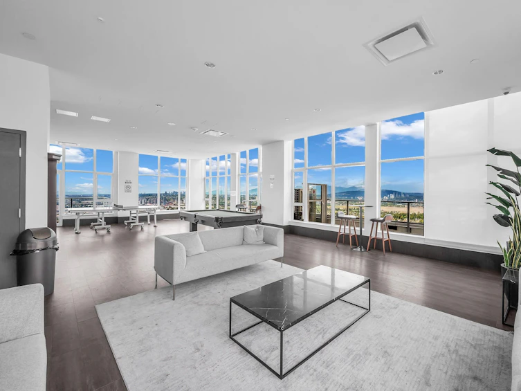 511-13350 Central, Surrey, BC, V3T 0S1 - 13
