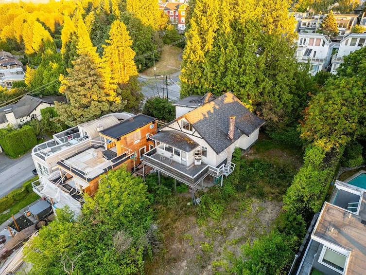 4411 W 4th Avenue, Vancouver, BC, V6R 1P9 - 8