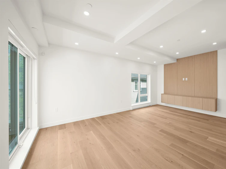 2410 Victoria Drive, Vancouver, BC, V5N 1T8 - 13