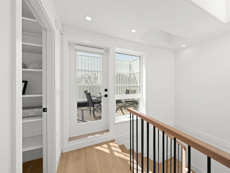 2416 Victoria Drive, Vancouver, BC, V5N 1T8 - 18