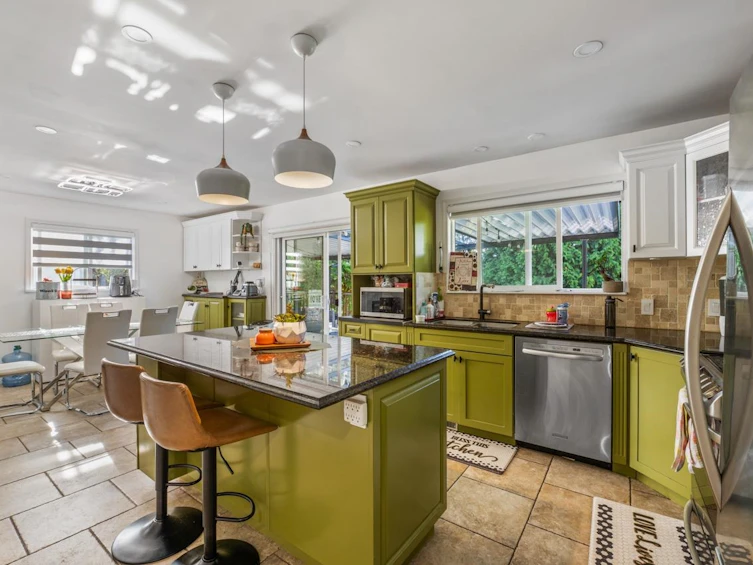 13860 Coldicutt Avenue, Surrey, BC, V4B 3A9 - 16