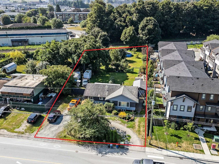 45614 Bernard Avenue, Chilliwack, BC, V2P 1H8 - 2