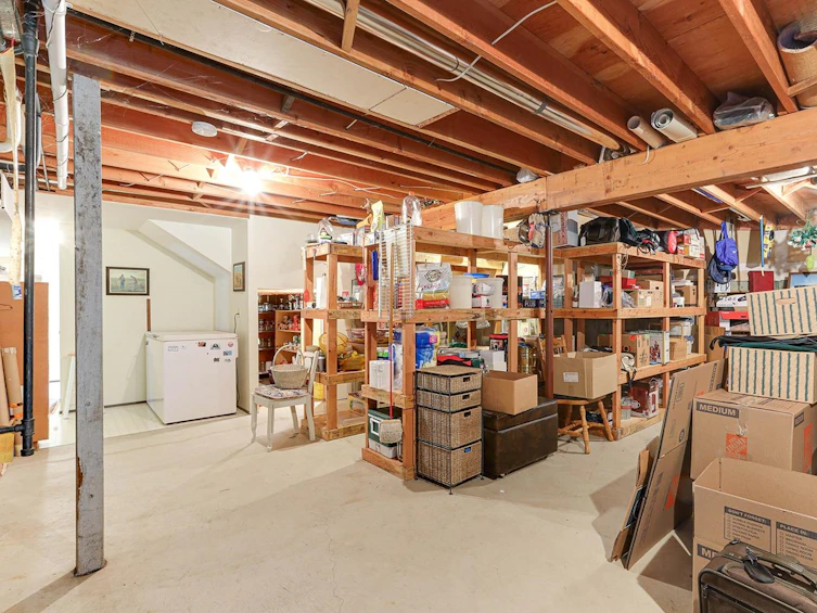 4837 8a Avenue, Delta, BC, V4M 1S8 - 30