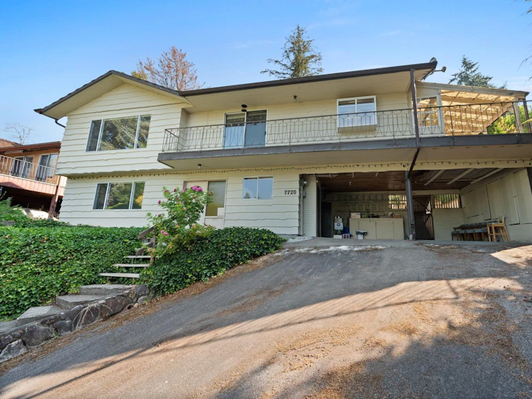 7720 Barrymore Drive, Delta, BC, V4C 8G5 - 2