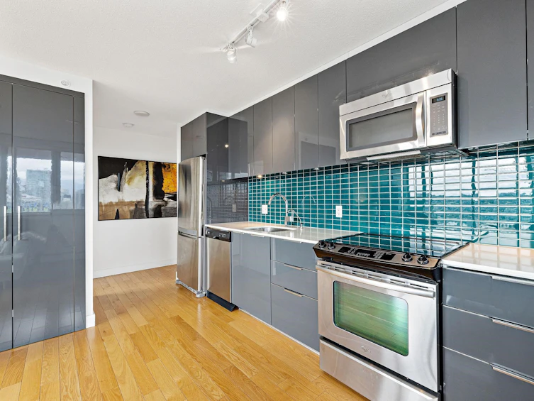 2302-1325 Rolston Street, Vancouver, BC, V6B 0M2 - 9