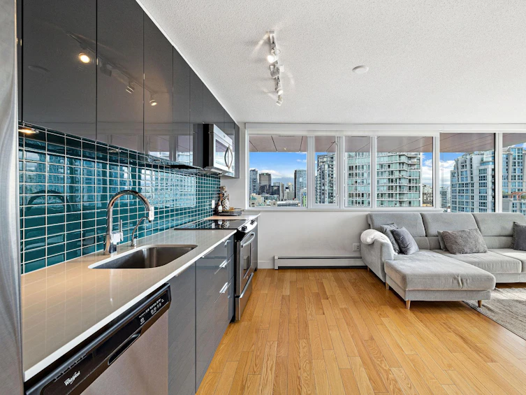 2302-1325 Rolston Street, Vancouver, BC, V6B 0M2 - 11