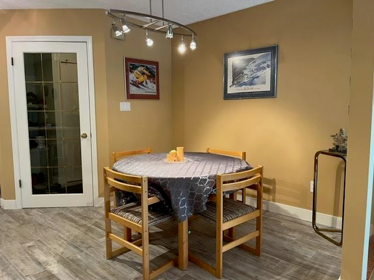 4-4510 Blackcomb Way, Whistler, BC, V8E 0X8 - 3