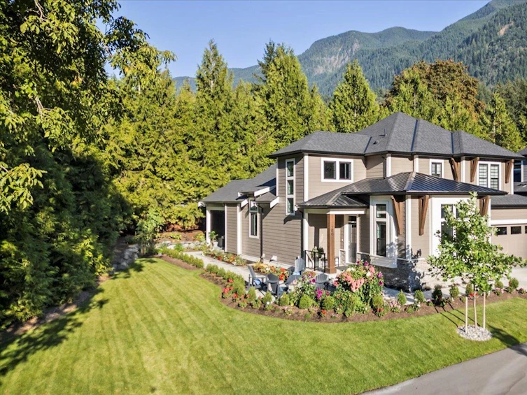 100-1880 Columbia Valley Road, Columbia Valley, BC, V2R 6G8 - 33