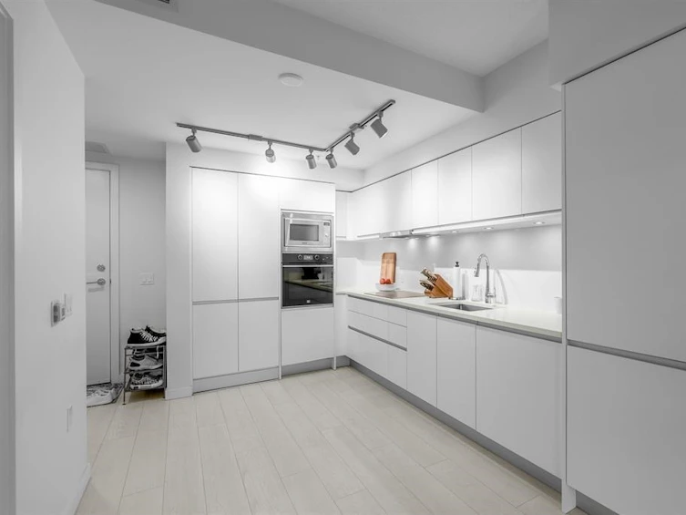 905-180 East 2nd Avenue, Vancouver, BC, V5T 0K4 - 17