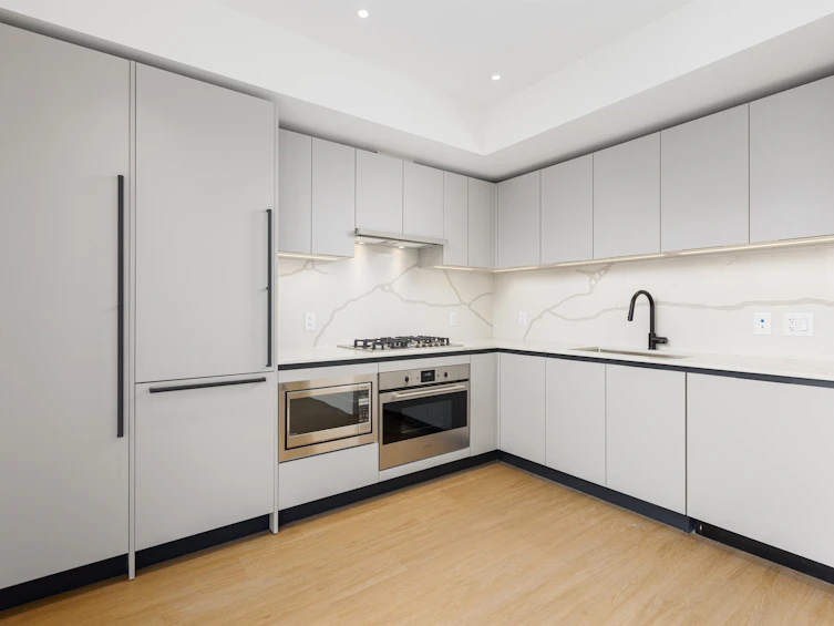 402-2235 E Broadway, Vancouver, BC, V5N 0J5 - 7