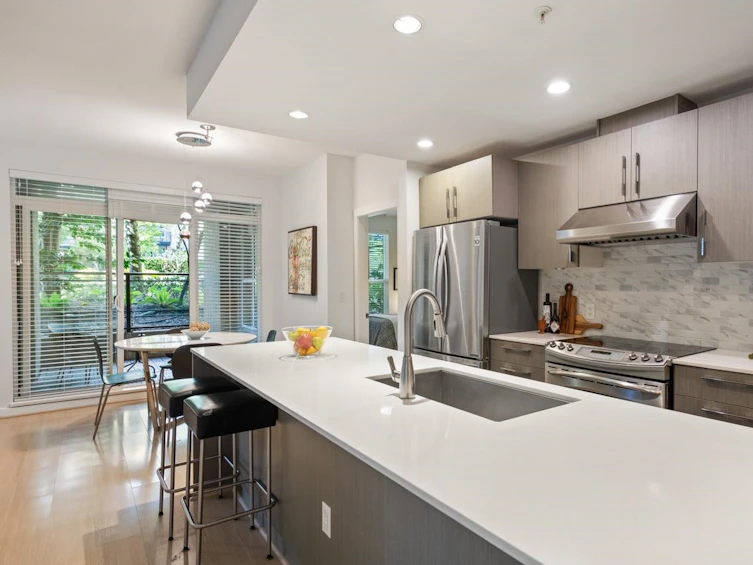 105-3479 Wesbrook Mall, Vancouver, BC, V6S 0B7 - 4