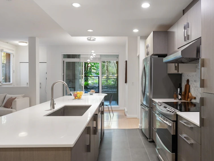 105-3479 Wesbrook Mall, Vancouver, BC, V6S 0B7 - 5