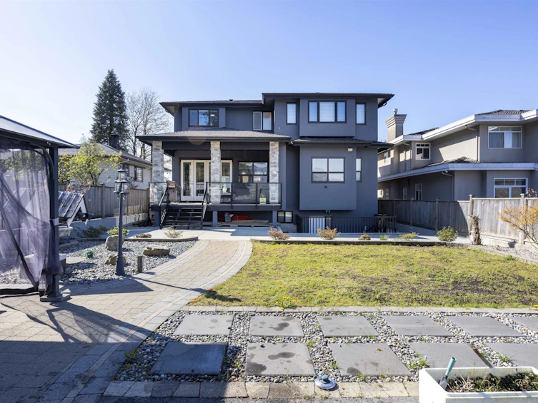 7251 Union Street, Burnaby, BC, V5A 1J1 - 3