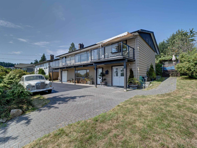 553 Abbs Road, Gibsons, BC, V0N 1V1 - 4