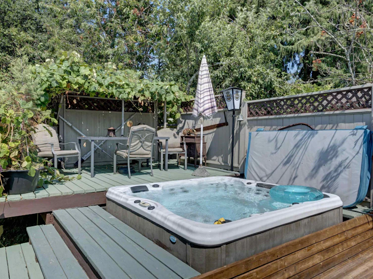 553 Abbs Road, Gibsons, BC, V0N 1V1 - 5