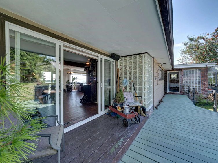 553 Abbs Road, Gibsons, BC, V0N 1V1 - 6