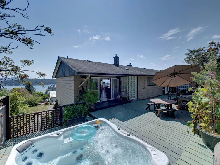 553 Abbs Road, Gibsons, BC, V0N 1V1 - 8