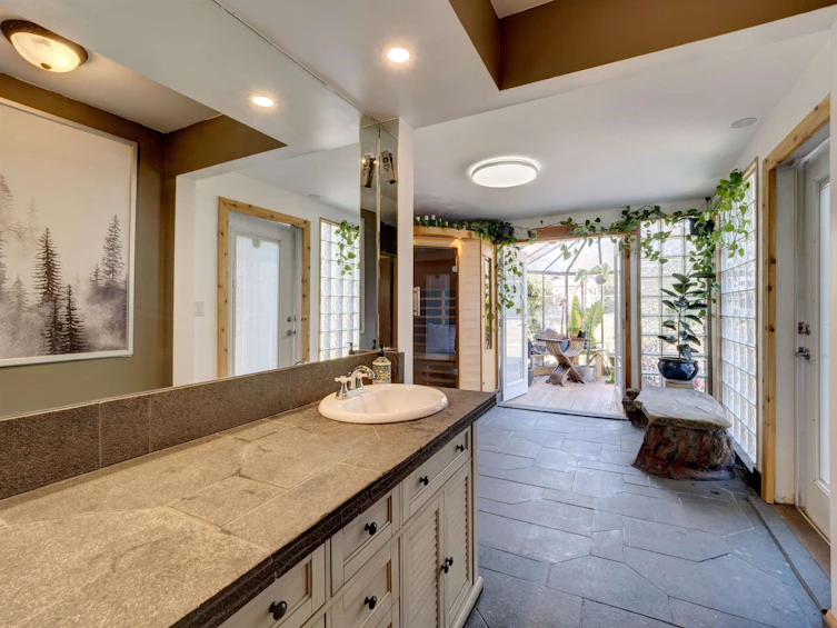 553 Abbs Road, Gibsons, BC, V0N 1V1 - 27