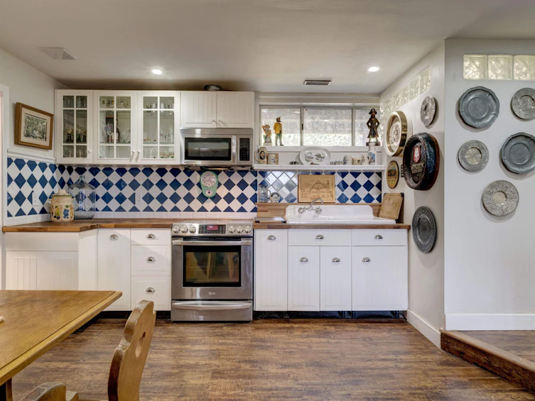 553 Abbs Road, Gibsons, BC, V0N 1V1 - 37