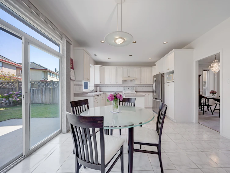 12511 Jack Bell Drive, Richmond, BC, V6V 2R9 - 9