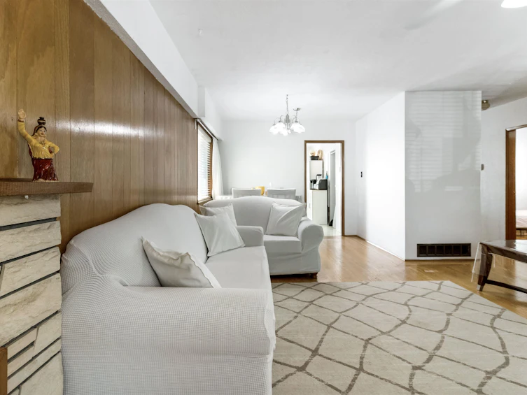 5849 Fleming Street, Vancouver, BC, V5P 3G4 - 3
