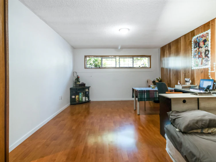 5849 Fleming Street, Vancouver, BC, V5P 3G4 - 13