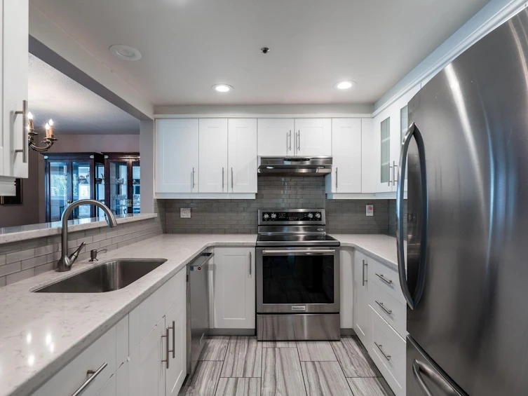 107-1502 Island Park Walk, Vancouver, BC, V6H 3Z8 - 2