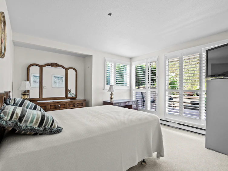 107-1502 Island Park Walk, Vancouver, BC, V6H 3Z8 - 11
