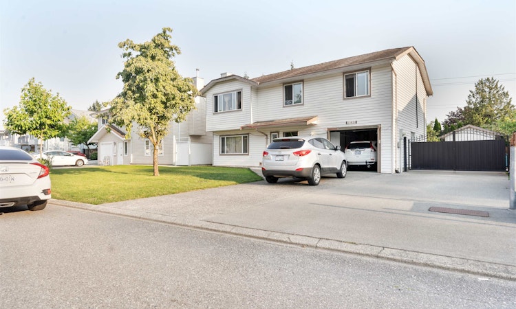 31834 Saturna Crescent