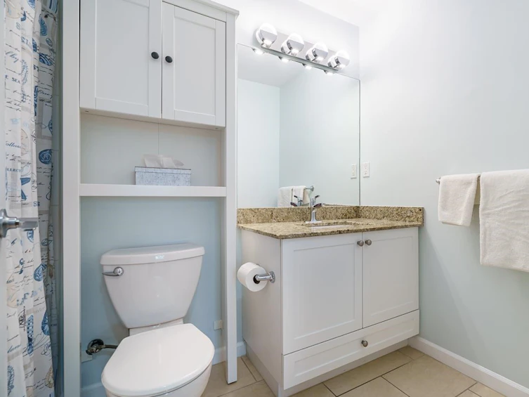 208-285 Ross Drive, New Westminster, BC, V3L 0B9 - 15