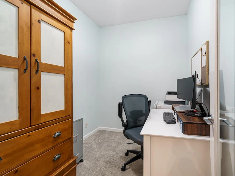 208-285 Ross Drive, New Westminster, BC, V3L 0B9 - 18