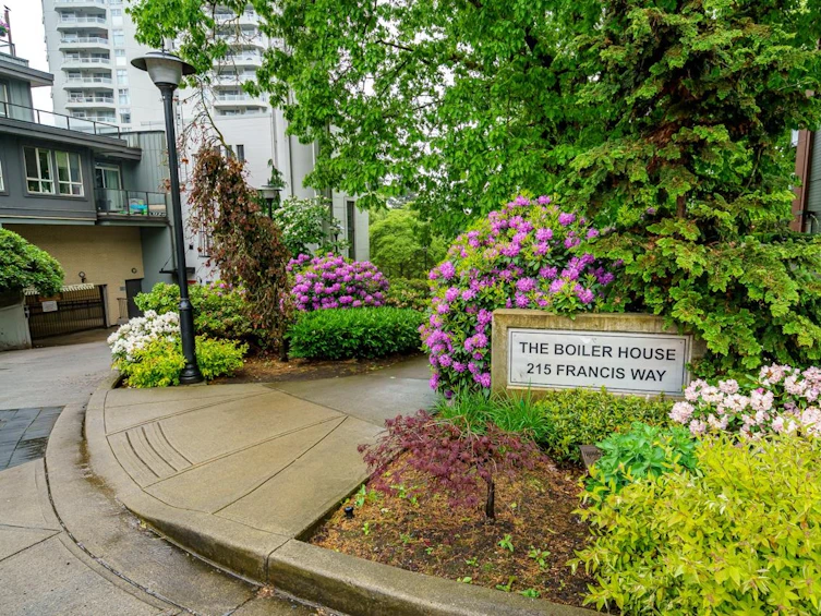 208-285 Ross Drive, New Westminster, BC, V3L 0B9 - 26