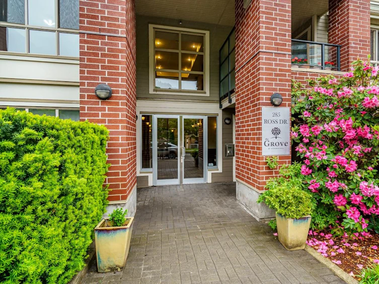 208-285 Ross Drive, New Westminster, BC, V3L 0B9 - 32