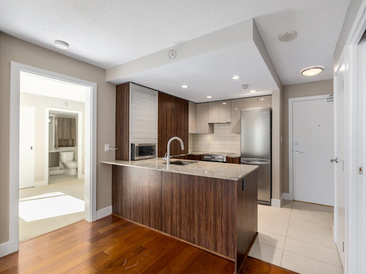 317-1088 Richards Street, Vancouver, BC, V6B 0J8 - 10