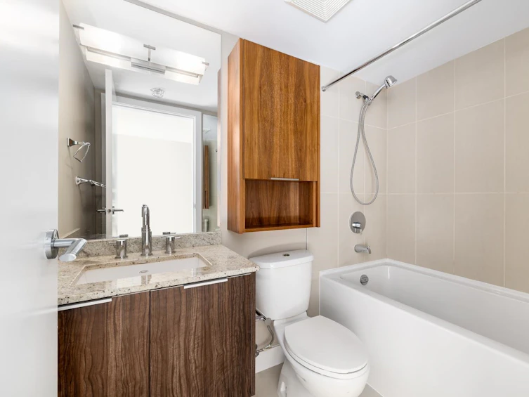317-1088 Richards Street, Vancouver, BC, V6B 0J8 - 18