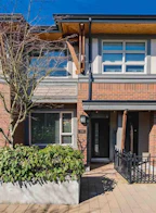 776 E 29th Avenue